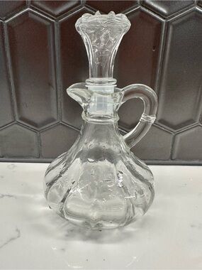 Vintage Anchor Hocking clear pressed glass cruet Oil/Vinegar Storage 6 oz